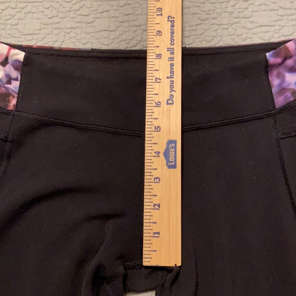 Lululemon Yoga Cropped Pants - Picture 10 of 12